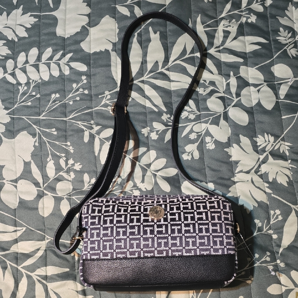 Tommy Hilfiger Designer Crossbody Bag #A